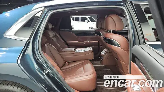 Genesis G90 2023 — Фото 11/20
