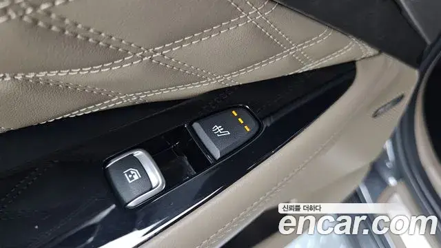 Kia K8 2021 — Şəkil 14/36