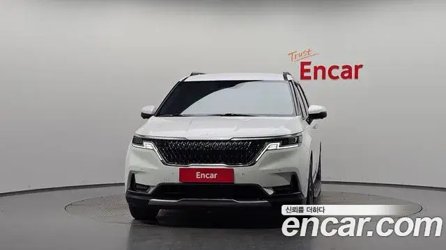 Kia Carnival 2023 — Фото 3/20