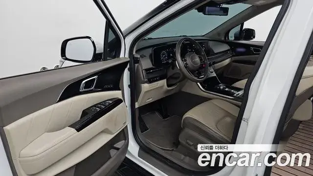 Kia Carnival 2023 — Фото 10/20