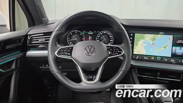 Volkswagen Touareg 2023 — Photo 9/37