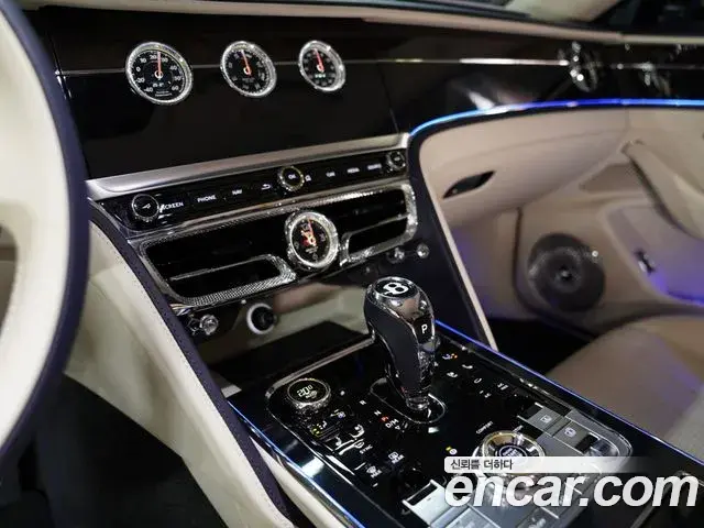 Bentley Flying Spur 2022 — Şəkil 14/20