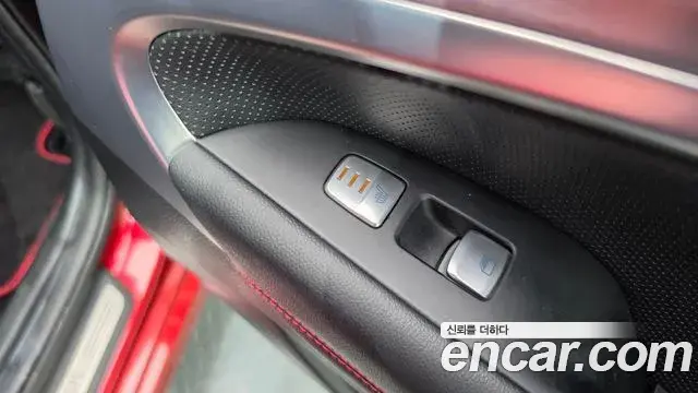 Genesis G70 2019 — Şəkil 16/33