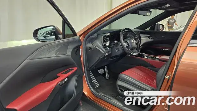 Lexus RX500h 2023 — Şəkil 12/20