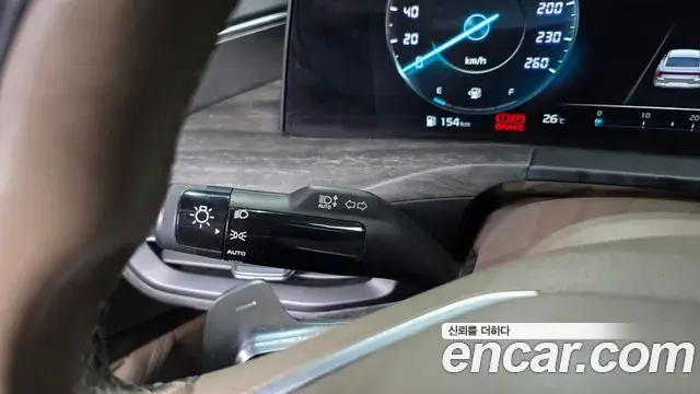 Kia K8 2021 — Photo 9/37