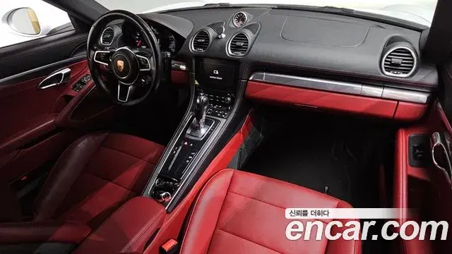 Porsche 718 Cayman 2020 — Photo 4/32