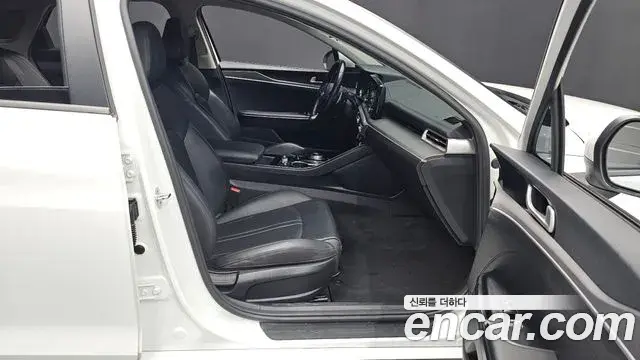 Kia K5 2021 — Photo 17/34