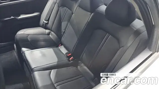 Kia K5 2021 — Photo 16/34