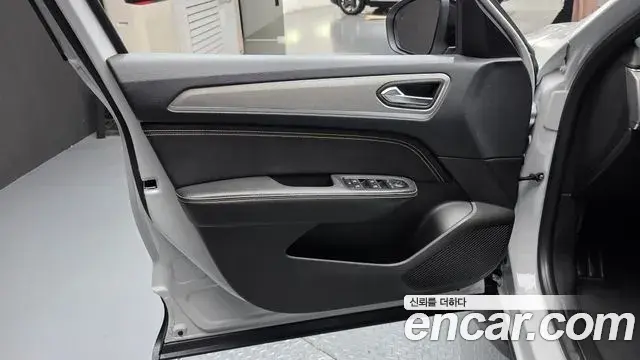 Renault Samsung Arkana 2024 — Şəkil 18/33