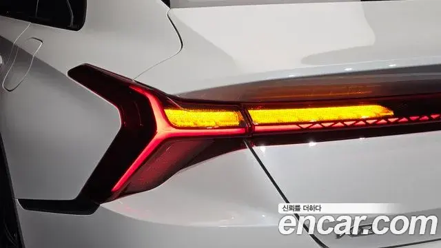 Kia K8 2022 — Photo 32/32