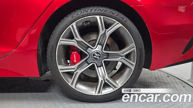 Kia Stinger 2020 — Photo 4/34