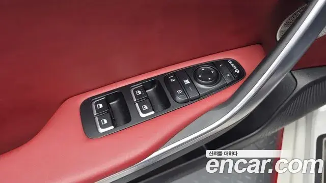 Kia Stinger 2020 — Photo 22/34