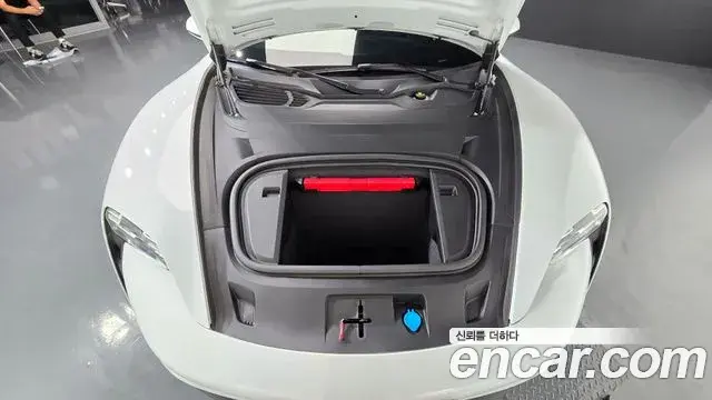 Porsche Taycan 2021 — Şəkil 23/36