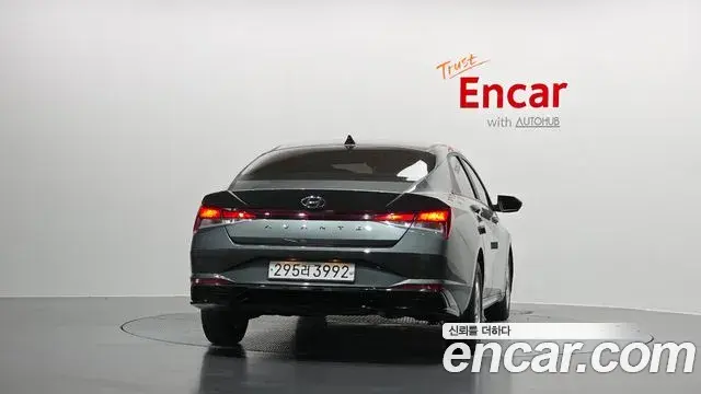 Hyundai Avante 2022 — Photo 4/20
