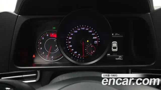 Hyundai Avante 2022 — Photo 8/20