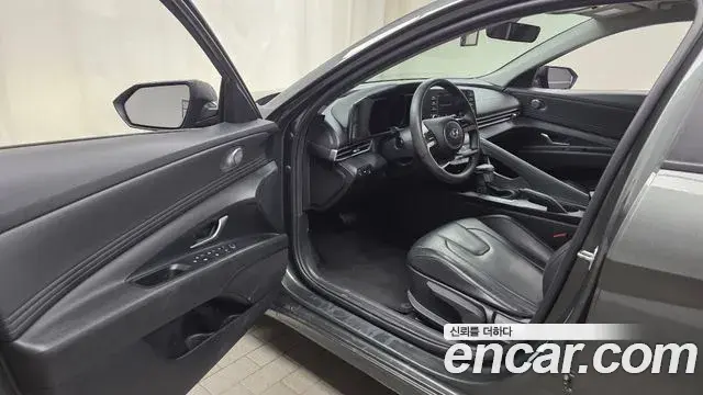 Hyundai Avante 2022 — Photo 10/20