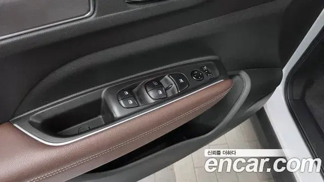 Renault Samsung QM6 2019 — Photo 2/33