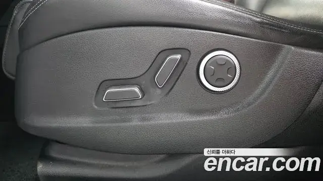 Genesis GV70 2021 — Şəkil 22/40