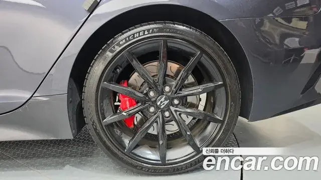 Kia Stinger Meister 2022 — Photo 14/30