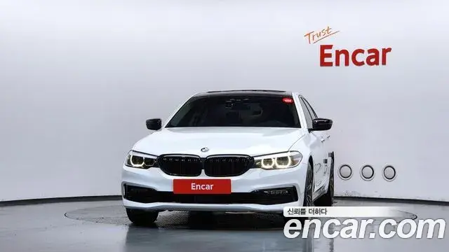 BMW 5 Series 2018 — Фото 3/20