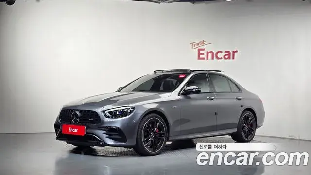 Mercedes-Benz E-Class 2023 — Фото 1/20