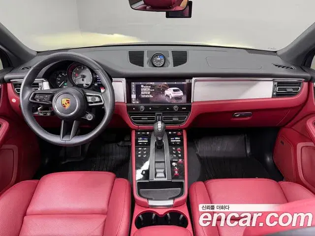 Porsche Macan 2022 — Şəkil 14/20