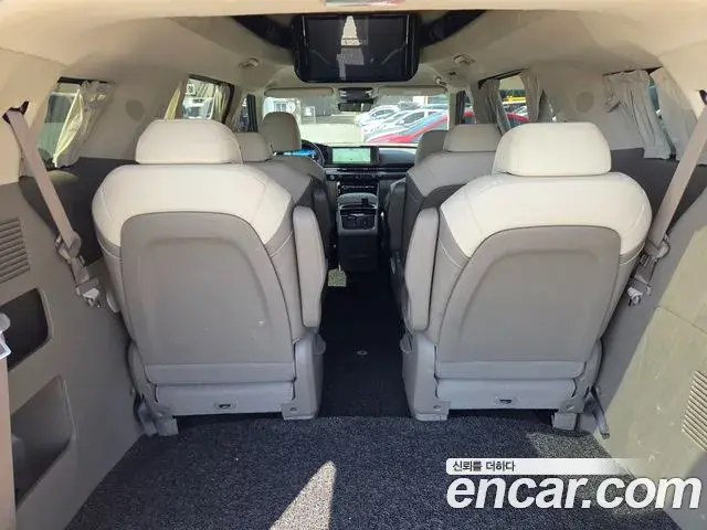 Kia Carnival 2021 — Фото 11/20