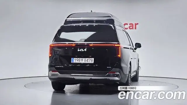 Kia Carnival 2024 — Фото 4/20
