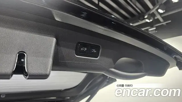 Kia Carnival 2024 — Фото 20/20