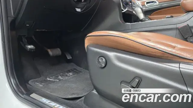 Jeep Grand Cherokee 2021 — Şəkil 11/31