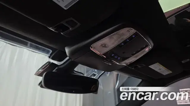 Jeep Grand Cherokee 2021 — Şəkil 15/31