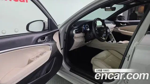 Genesis G70 2025 — ფოტო 7/20