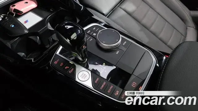 BMW X4 2024 — Photo 9/20