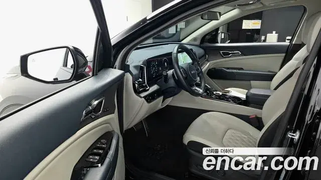 Kia Sportage 2023 — Фото 8/20