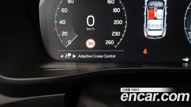 Volvo XC40 2021 — ფოტო 6/40