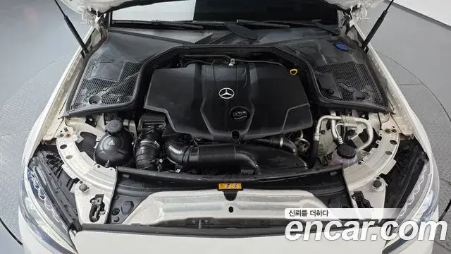 Mercedes-Benz C-Class 2018 — Фото 6/20