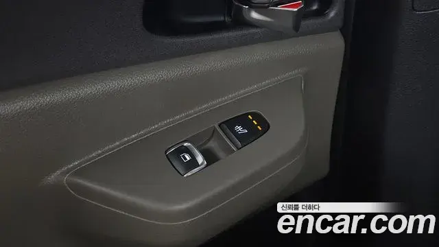 Kia Carnival 2024 — Фото 19/20