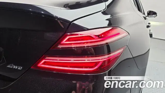 Genesis G70 2022 — Şəkil 29/38
