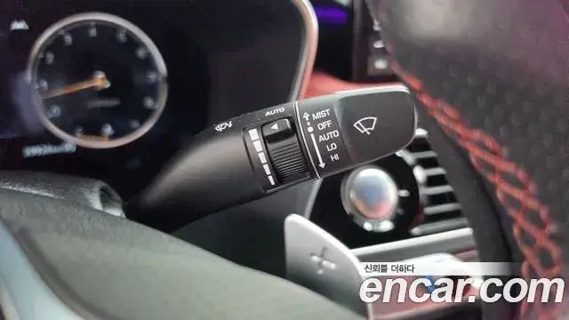 Genesis G70 2022 — Şəkil 25/38