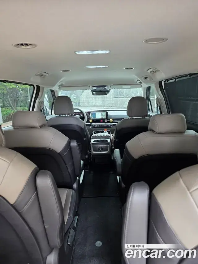 Kia Carnival 2025 — Photo 10/14