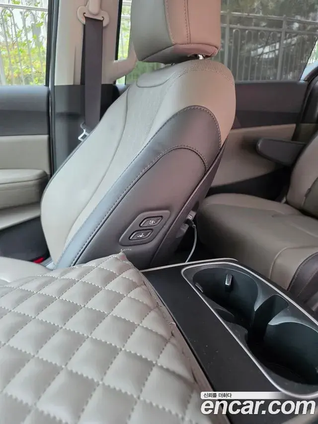 Kia Carnival 2025 — Photo 12/14
