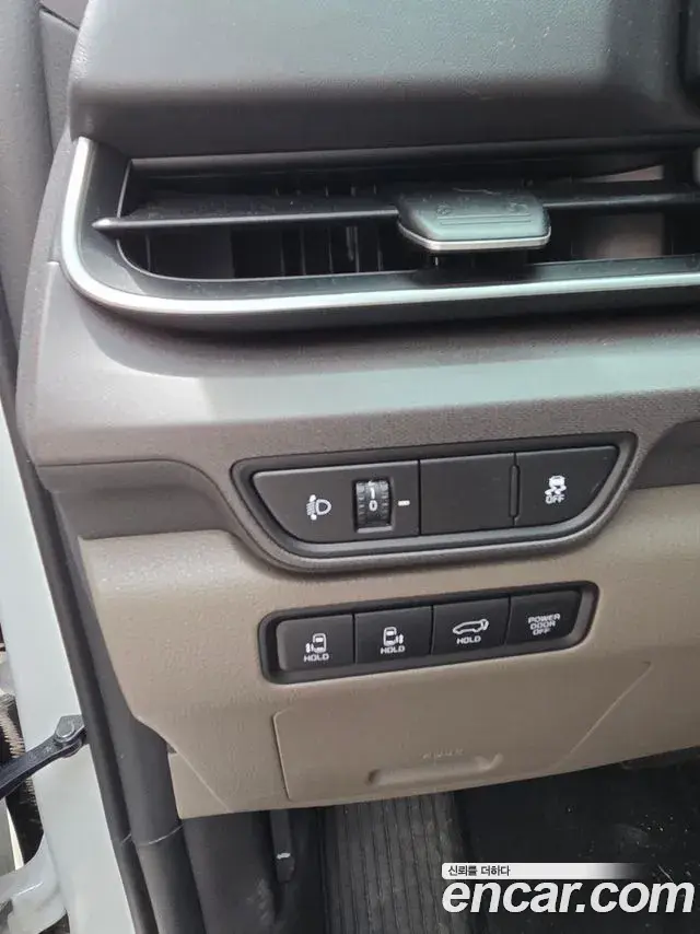 Kia Carnival 2025 — Photo 13/14