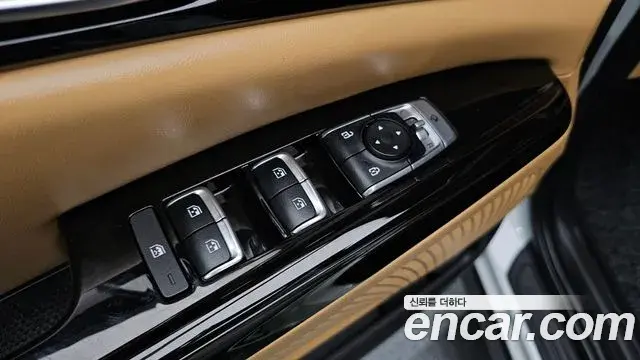 Kia Carnival 2022 — Photo 15/20