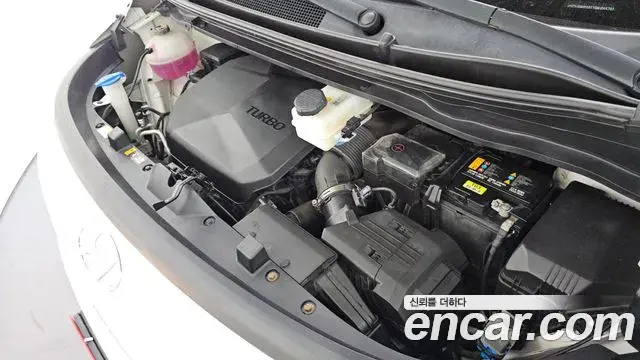 Hyundai Staria 2022 — Фото 6/20