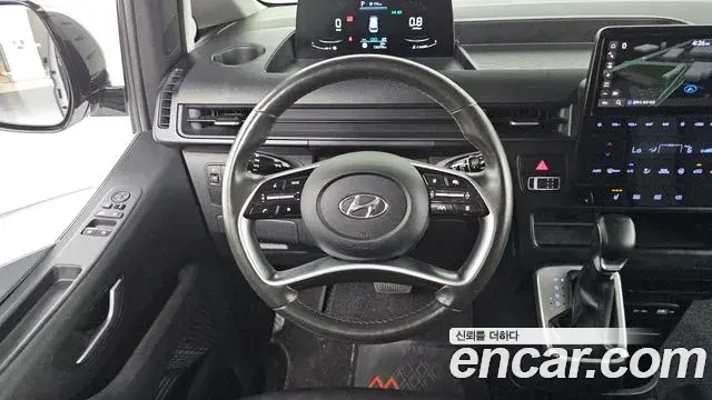 Hyundai Staria 2022 — Фото 12/20