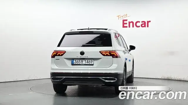 Volkswagen Tiguan Allspace 2022 — Şəkil 9/20
