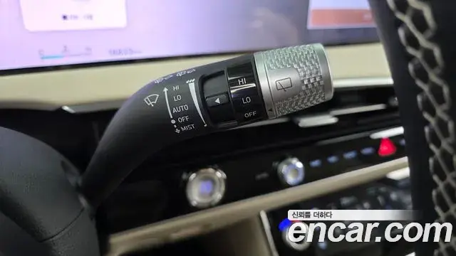 Genesis GV70 2024 — Photo 25/32