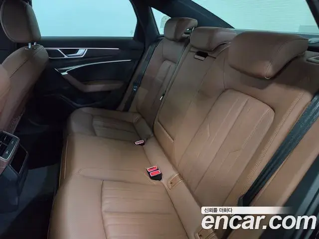 Audi A6 2023 — Фото 11/19