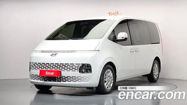 Hyundai Staria 2022 — Фото 9/20