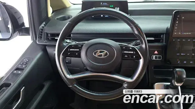 Hyundai Staria 2022 — Фото 12/20